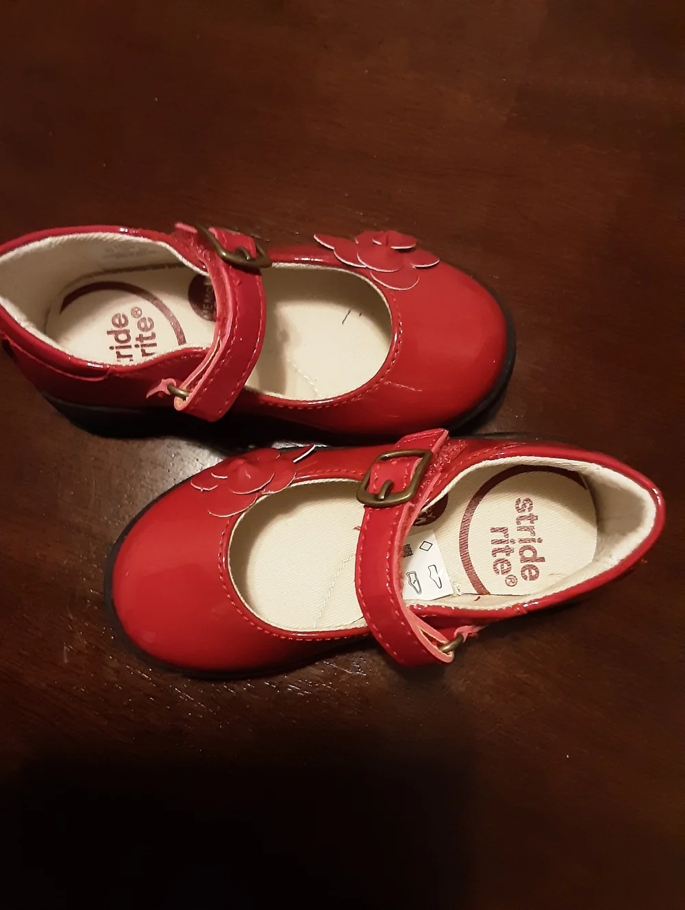 Stride Rite Red Patent Mary Jane Dress Shoes with Flower Size 6 - Picture 3 of 4